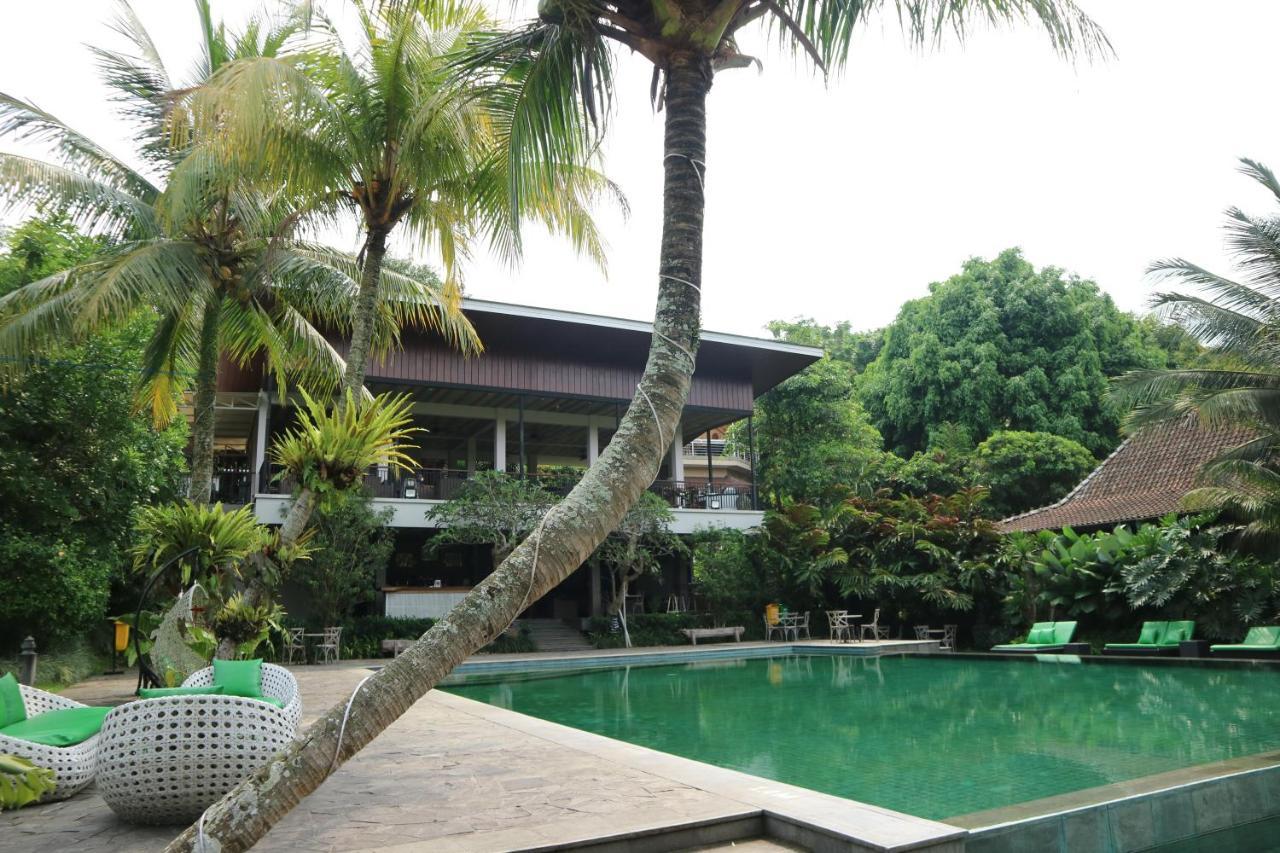 Amanuba Hotel& Resort Rancamaya Bogor Exterior foto