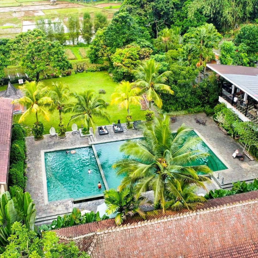 Amanuba Hotel& Resort Rancamaya Bogor Exterior foto