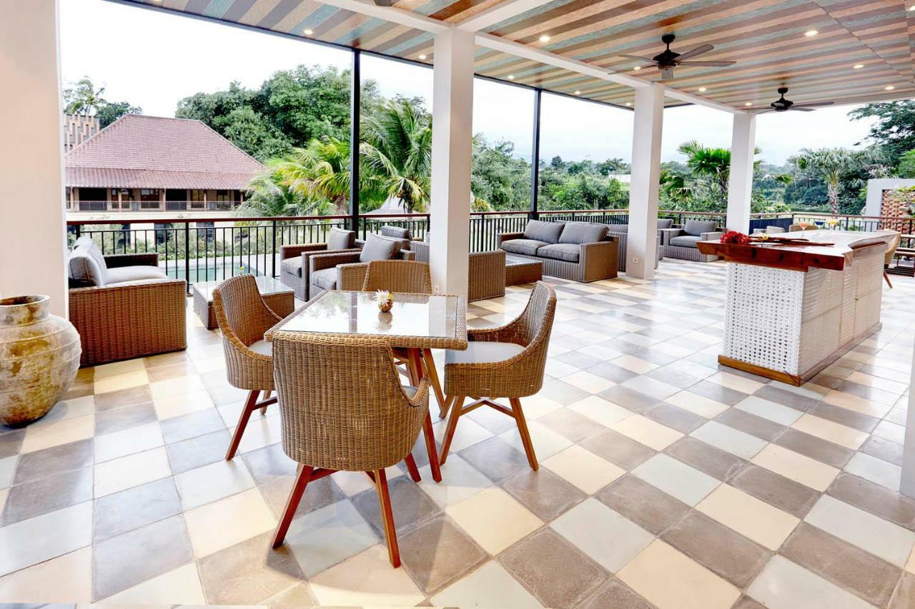Amanuba Hotel& Resort Rancamaya Bogor Exterior foto